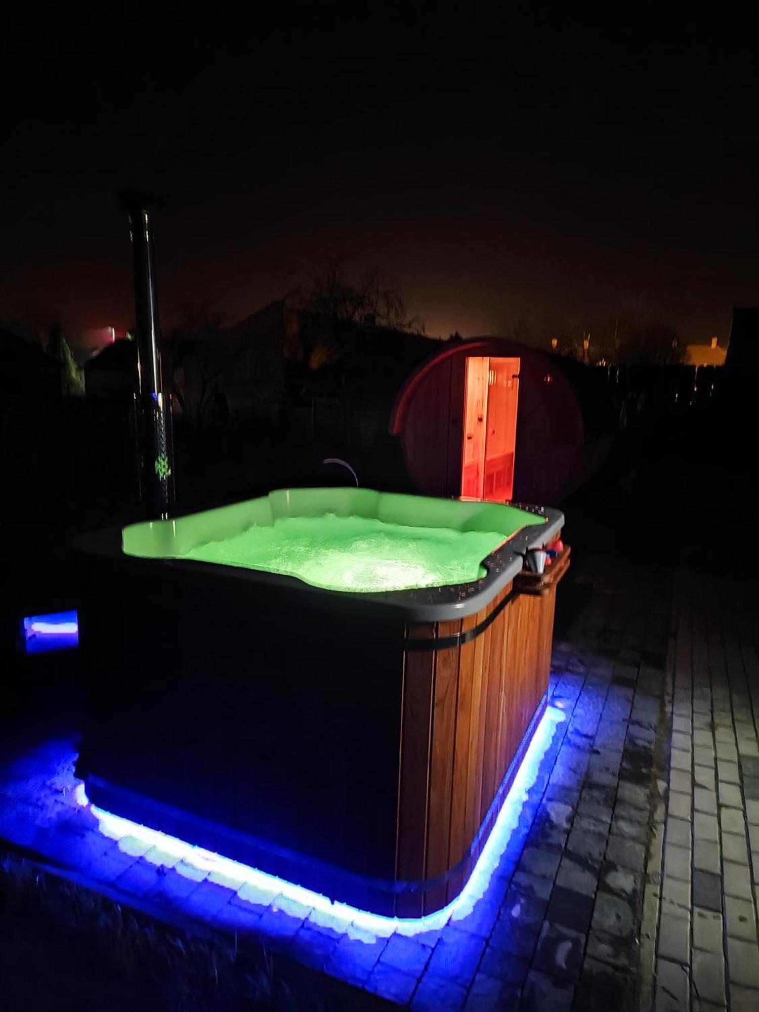 U Janka Trzeciego 6 Sauna & Jacuzzi Oleszyce ภายนอก รูปภาพ